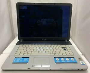 Sony Vaio VGN-FS315E / PCG-7D1M Laptop *** POWERS TO BIOS *** REQUIRES PARTS ***