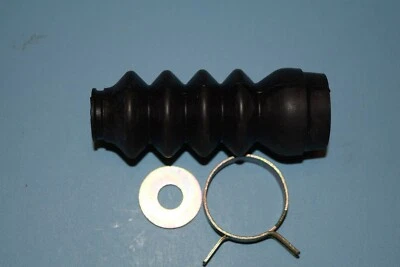 1974-1976 NOS OEM MAZDA RX4 CLUTCH RELEASE CYLINDER BOOT 1011-89-411A - Image 1 of 2