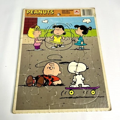 Rompecabezas Peanuts Snoopy And Friends marco dorado clásico coleccionable raro Foto 1 de 4