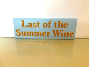 Last of the Summer Wine Logo 1973 Sitcom 31 Seasons 3 Elderly Men Yorkshire Nora - Bild 1 von 1