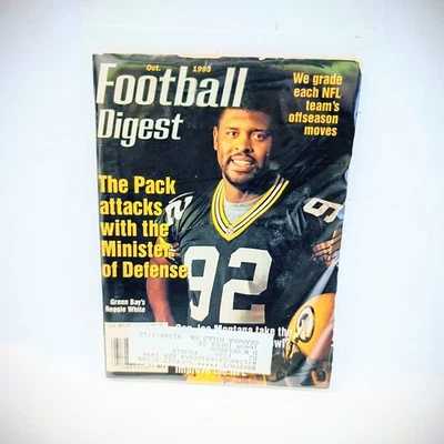Football Digest October 1993 NFL Green Bay Packers Reggie White Magazine - Image 1 of 2