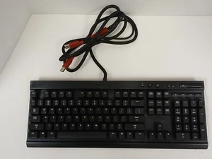 Teclado mecánico con cable Corsair Vengeance K70 - Imagen 1 de 4