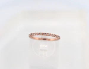 10k Rose Gold 1/7 TW Diamond Sparkly Petite Wedding Band Ring size 6.75 - Picture 1 of 8