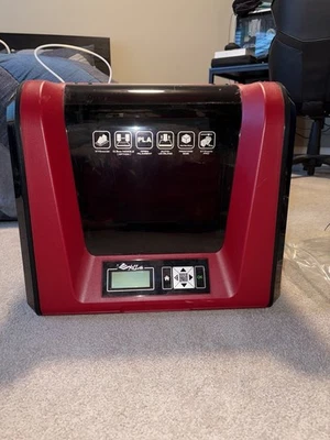 XYZ PRINTING DA VINCI Jr. 1.0.3 w 3D PRINTER W/ FILAMENT AND SPARE EXTRUDER - Image 1 of 4