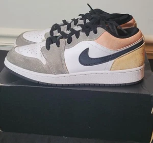 Nike Air Jordan 1 DM9077 108 Youth  Light Madder Root Rust Size 7Y Preowned - Picture 1 of 10