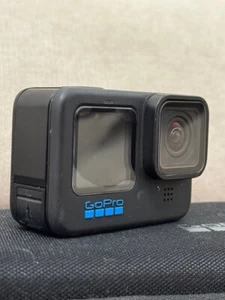 GoPro Hero 10 Black – Muy poco uso + 3 baterías + accesorios extra - Imagen 1 de 4
