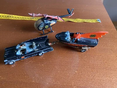 CORGI TOYS Vintage - GIFT SET 1976 - BATMAN BATMOBILE + BATBOAT + BATCOPTER - Immagine 1 di 4