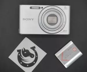 Sony Cybershot DSC-W830 digitale 20,1-MP-Spiegelreflexkamera – silber GEBRAUCHT (mit Akku) - Bild 1 von 15