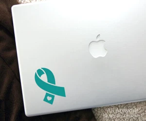 Teal Ribbon w/ Heart Laptop Decal  Ovarian Cancer Vinyl Sticker for Water Bottle - Afbeelding 1 van 3