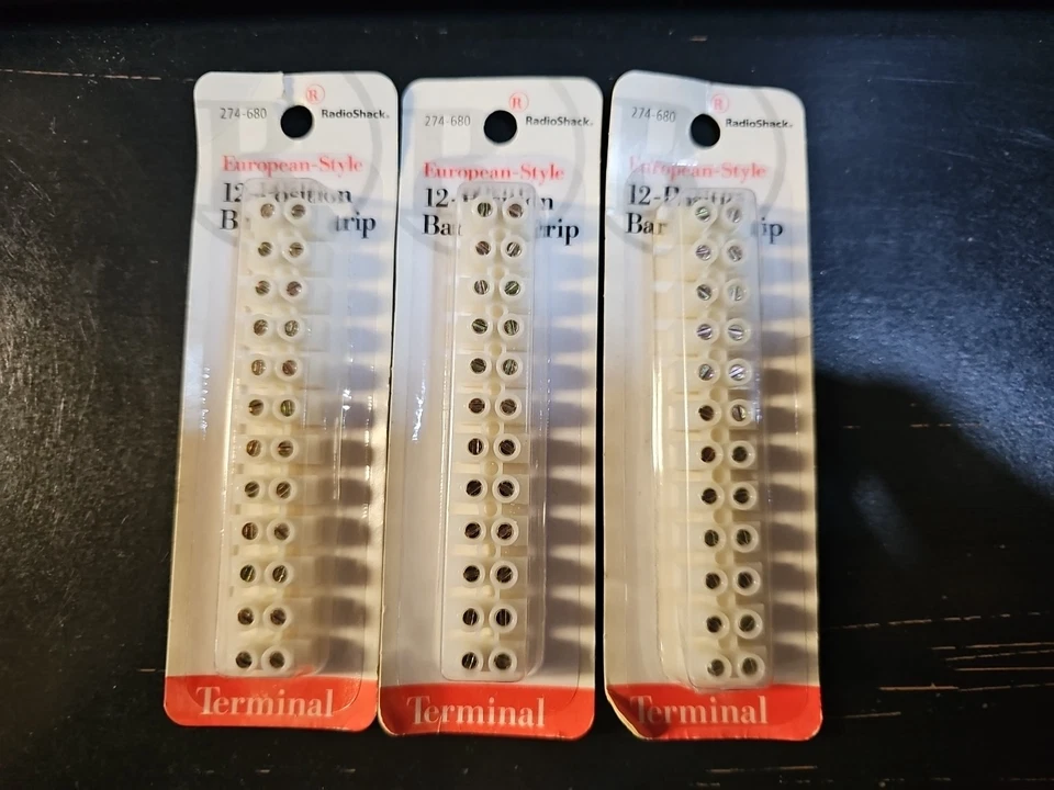 Radio Shack 274-680 12 Posiciones Mini Tira de Terminales Estilo Europeo Nuevo de Lote Antiguo  Foto 1 de 1
