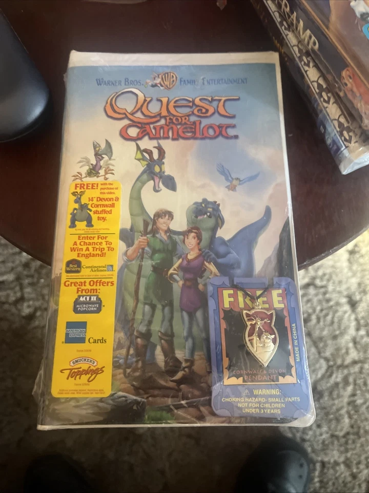 Quest For Camelot (VHS, 1998, Warner Brothers Family Entertainment Clam Shell) - Image 1 of 4