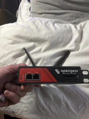 Opengear 4 Serial 2 Gbe Eth Lte-A Verizon Pending ACM7004-2-LMV - Image 1 of 3