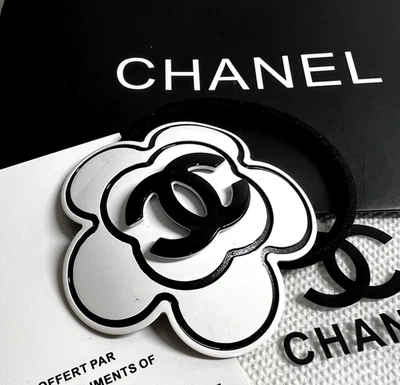 Chanel Hair Tie Elastic Band VIP Gift CC Logo Accessory Card Gift Bag NEU - Image 1 of 4