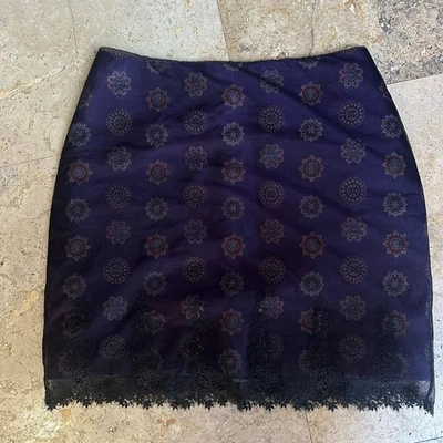  Minifalda de seda La Perla con patrón circular adornado repetitivo Foto 1 de 4