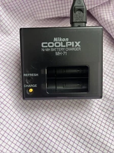 Genuine Nikon Coolpix Ni-MH Battery Charger MH-71 With Power Cable - Photo 1 sur 4