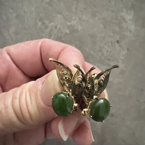 Jadeit Jade 60er Jahre Vintage goldfarbene filigrane Ohrclips - Bild 1 von 5