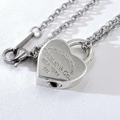 TIFFANY & Co. Collar Colgante Corazón Regreso a Cerradura Plata de Ley SV925 Foto 1 de 4