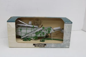 Spec-Cast 1938 John Deere 28x46 Thresher Special Edition 1/28th Scale NIB - Picture 1 of 8