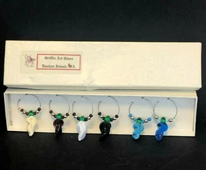 Charms vino in vetro artistico in scatola Griffin Art Glass Vashon Island, WA vicino a Seattle - Foto 1 di 7