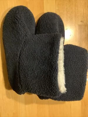 New Lands' End womens size 10 B Navy Blue Fuzzy Slippers - Image 1 of 3