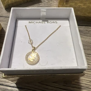 MICHAEL KORS MK Logo Gold Tone Necklace Crystals Pave MKJ7327791 + MK GIFT BOX - Picture 1 of 1