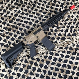 NEW Tippmann Commando 14.5" Carbine AEG Airsoft Gun - Tan (94209) - Picture 1 of 9