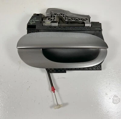 MANIJA PUERTA EXTERIOR TRASERA PASAJERO BMW E39 540i 530i 525i 8245466 Foto 1 de 3