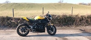 Triumph Speed Triple 1050 - Picture 1 of 8