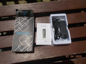 Cámara NIOB Pequeña 1080P HD con accesorios, probada - Imagen 1 de 6