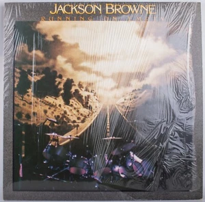 1977 Jackson Browne "Running on Empty" Vinyl Record LP w/ Booklet 6E 113 Asylum - Picture 1 of 15