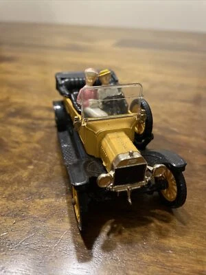 Vintage 1960's Corgi Classic Toys #9012 1915 Model T FORD Yellow And Black - Image 1 of 4