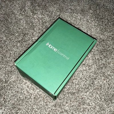 iHome ISP6XWC4 Wi-Fi SmartPlug for IOS and Android Home Kit w/o outer box in pic - Image 1 of 2