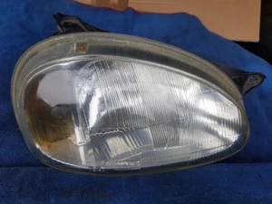 Vauxhall Corsa Mk 2 93-99 OSF (RH) Headlight GM 90386292 - Picture 1 of 5