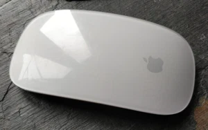 Mouse magico wireless originale Apple modello A1296 3Vdc Bluetooth - Foto 1 di 12