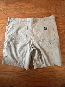 Women’s Lincoln Outfitters Khaki Shorts 46W 11” Long Good To Very Good Condition - Picture 1 of 4
