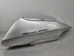 PANEL DE CUBIERTA CARENADO TRASERO DERECHO HONDA FJS FSC Silverwing 400/600 - Imagen 1 de 11