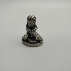 Vintage Hallmark Little Gallery feines Zinn kleines Mädchen mit Kätzchen Figur - Bild 1 von 7
