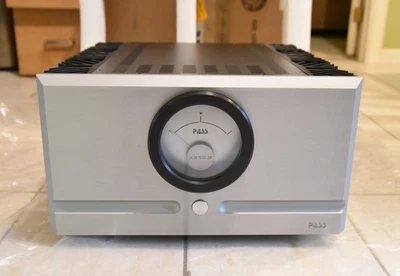 NEW Pass Labs X350.8 Stereo Silver Face amplifier MINT - Image 1 of 4