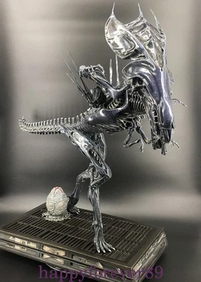 Matrix studio alien queen Model 1/4 Resin Painted Statue IN STOCK 25in. - Image 1 of 4