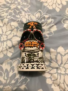 Tiki Tasse "Zwei Totenköpfe" von Kin Pottery rar! (weißer Totenkopf) - Bild 1 von 7
