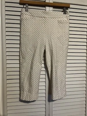 CHICO’s Size 0.5 Women’s Size 6 Pants Capris White Polka Dot Stretch High Rise - Image 1 of 4