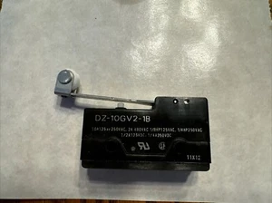 1PC NEW OMRON DZ-10GV2-1B travel switch - Picture 1 of 2