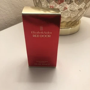 Elizabeth Arden Red Door Eau De Toilette Natural Spray Women 1 fl oz Sealed Box - Picture 1 of 14