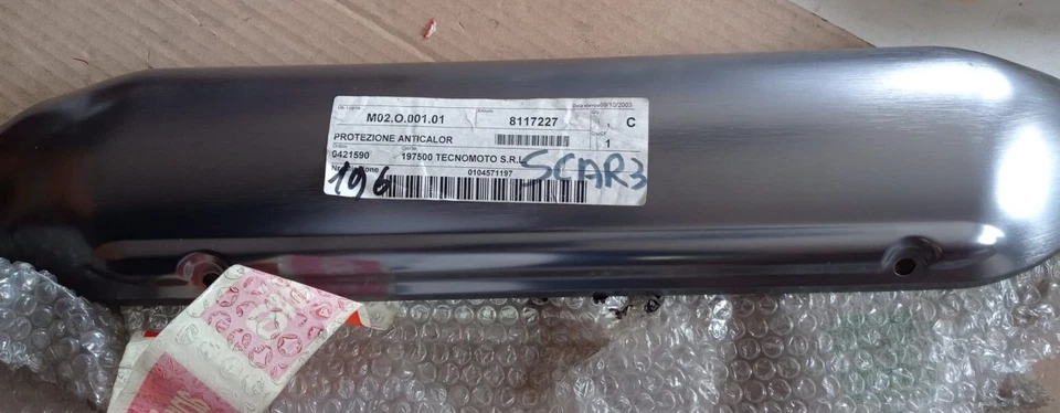 Aprilia Protezione Paracalore marmitta  Scarabeo 125/150/200 '99/'04 AP8117227 - Immagine 1 di 1