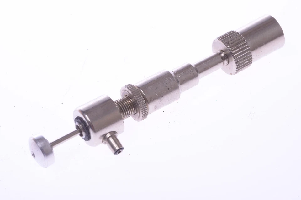 ✅ SOFT SHUTTER RELEASE & FLASH CONNECTOR FOR LEITZ, LEICA SCREW MOUNT CAMERAS - Image 1 of 3