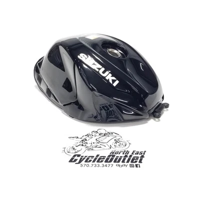 2024 11-25 SUZUKI GSXR600 GSXR750 OEM TANQUE DE GASOLINA PILA DE COMBUSTIBLE DEPÓSITO DE GASOLINA Foto 1 de 4