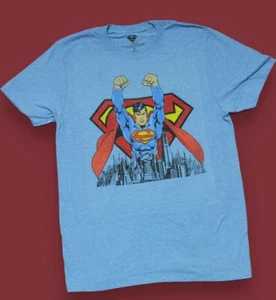 Superman DC Comics Blue Adult T-Shirt  Flying Over Metropolis & Logo Medium New - Picture 1 of 4