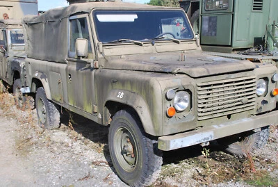 Oldtimer / Projekt: Land Rover 110 Diesel MoD British Army Militär LHD Softtop - Bild 1 von 4