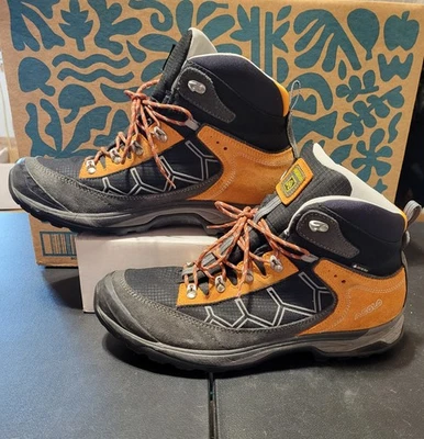 Asolo Men's Gore-tex Hiking Boots Men's Size 10.5 Camel & Black  - Image 1 of 4