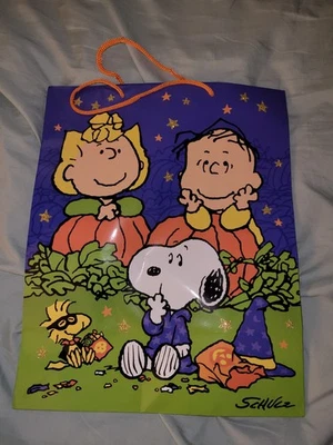 Bolsa de regalo Hallmark Peanuts otoño Halloween mediana Foto 1 de 2